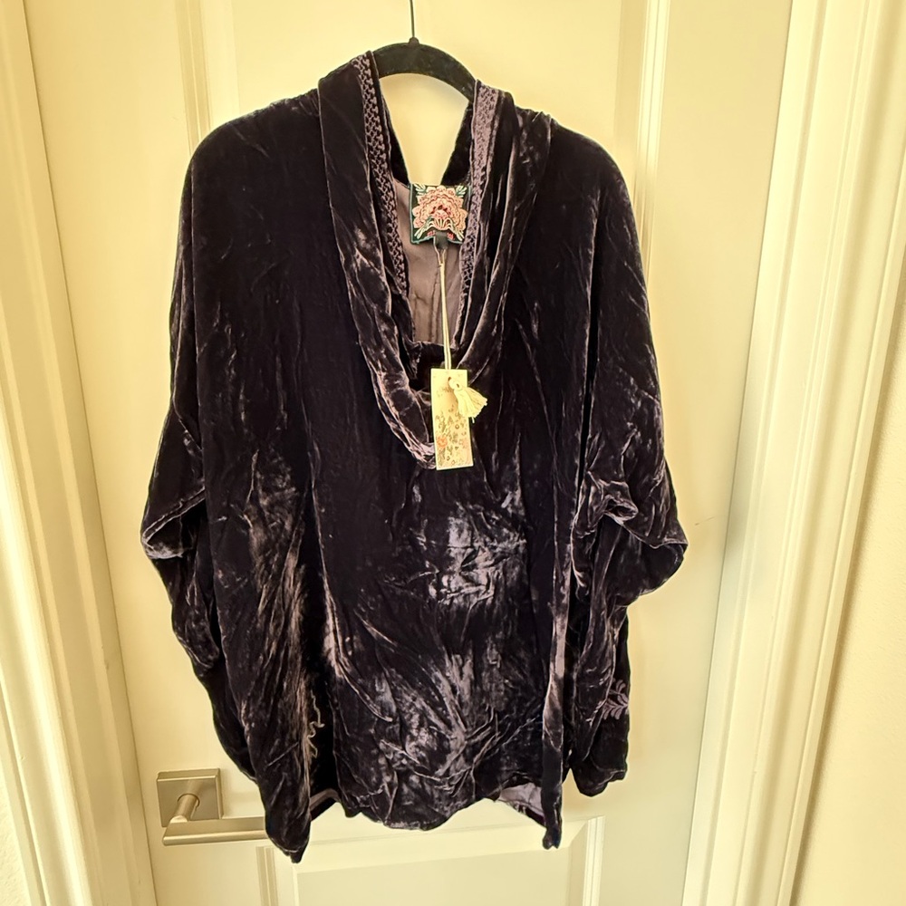 Johnny Was Deep Velvet Hoodie - Picture 2 of 3